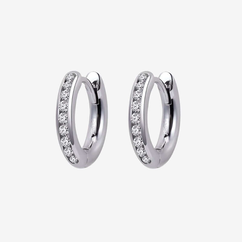 The Solenia 1.5MM Lab Diamond Huggie Earrings - EARRINGS - Chantal Vaulet