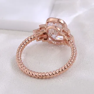 The Amariel RING by Chantal Vaulet