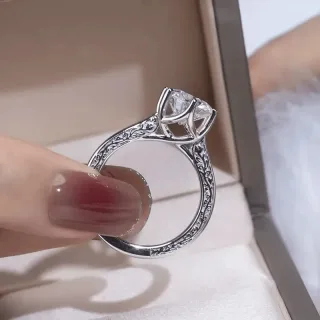 The Celestia 3CT Ring by Chantal Vaulet