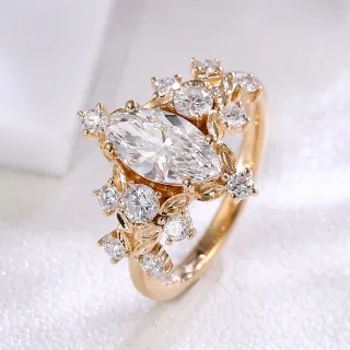 The Lysandra RING by Chantal Vaulet