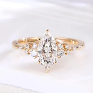 The Thaliora RING by Chantal Vaulet