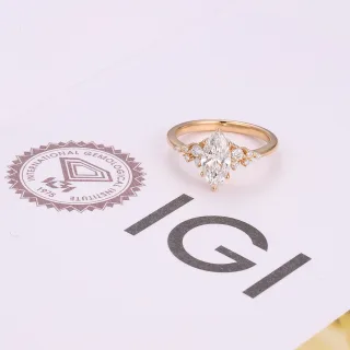 The Thaliora RING by Chantal Vaulet