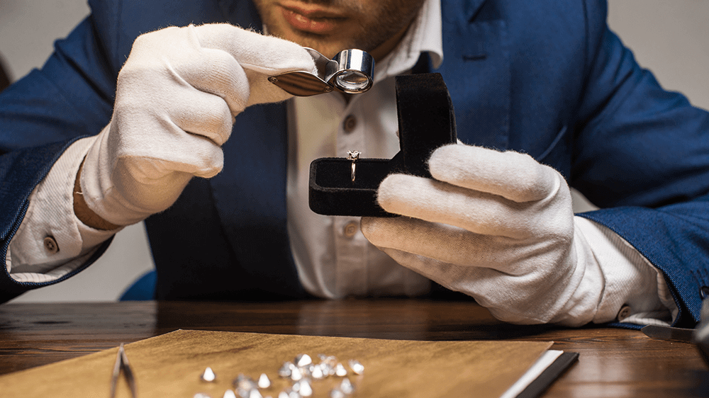What is a Moissanite? | Benefits of Moissanite vs. Diamond - Chantal Vaulet