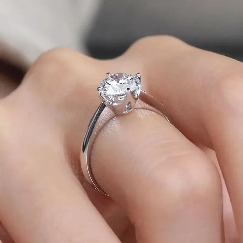 The Maristela RING by Chantal Vaulet