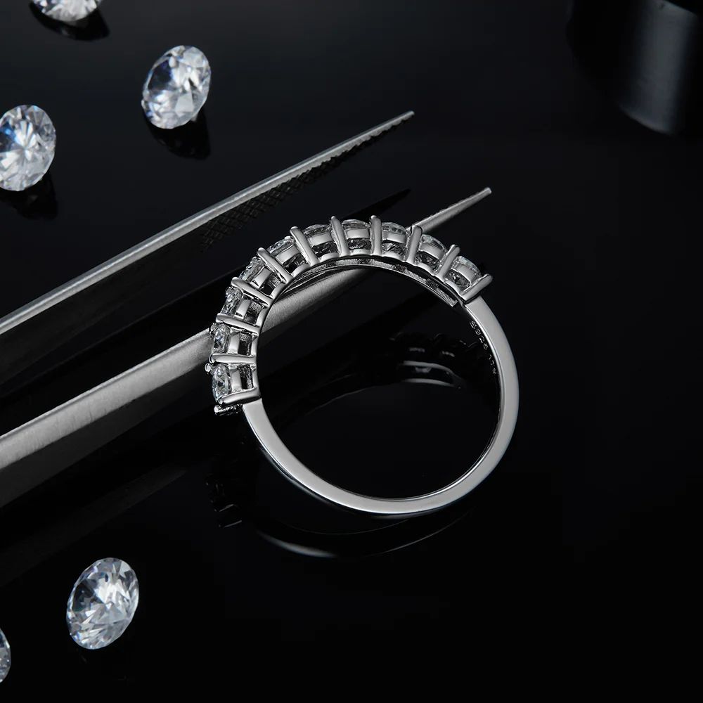 Shop Aurielle - Moissanite 1.0CT (10 stones x 0.1CT) today at Chantal Vaulet. Discover stunning jewelry collections, crafted for style and brilliance.