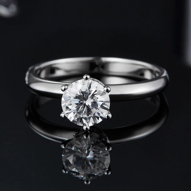 Elowen Moissanite Solitaire Ring – 1.0ct - Chantal Vaulet