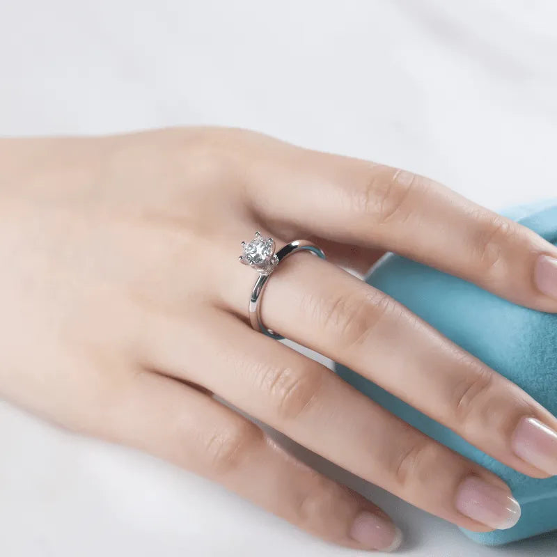 Elowen Moissanite Solitaire Ring – 1.0ct - Chantal Vaulet