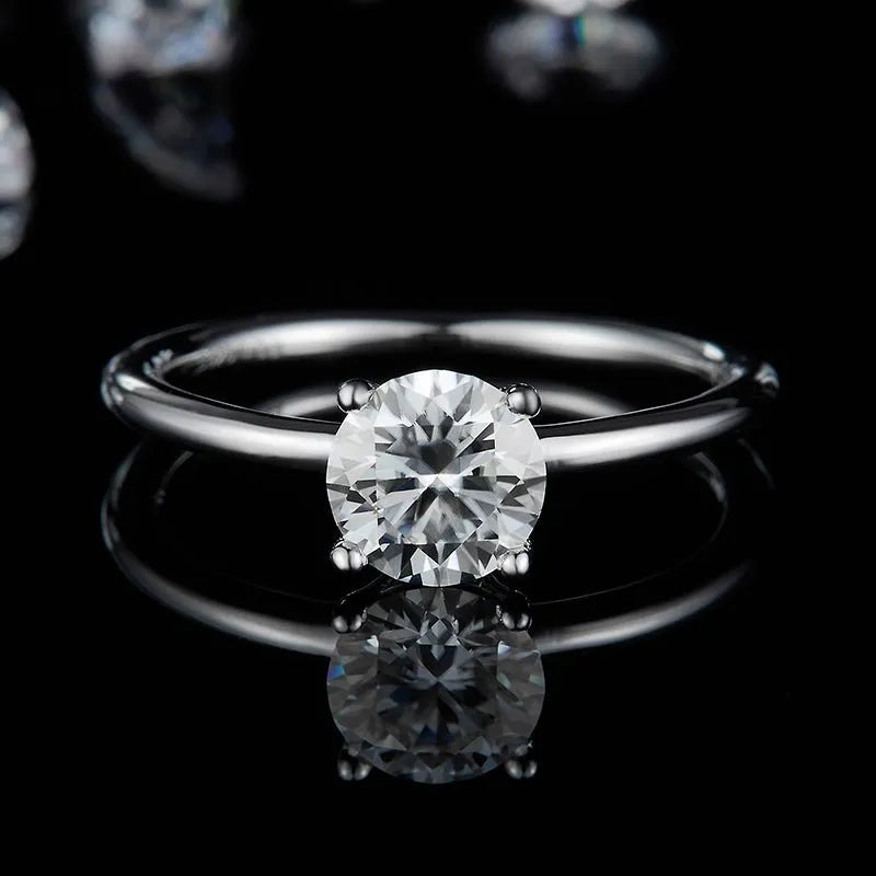 Evania - 1.0CT Moissanite Solitaire Ring - Chantal Vaulet