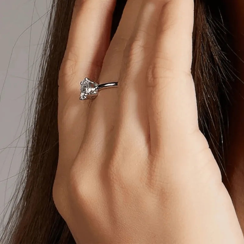Lyric - Moissanite 1.0CT Oval Solitaire Ring - Chantal Vaulet