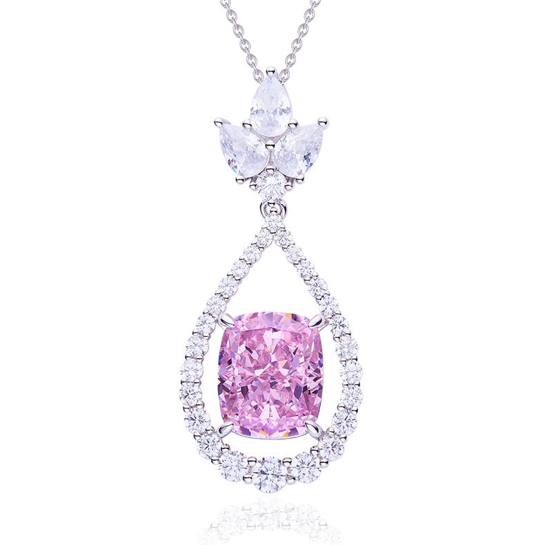 Shop The Alveria Gemstone Teardrop Necklace today at Chantal Vaulet. Discover stunning jewelry collections, crafted for style and brilliance.