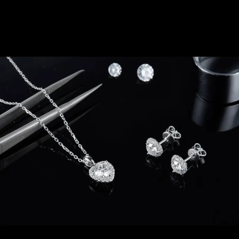 The Ameliora Moissanite Heart Halo Jewelry Set - Chantal Vaulet