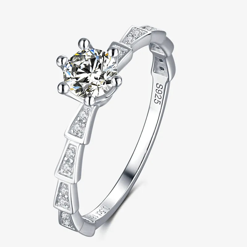 The Arcelia Moissanite Geometric Ring - Chantal Vaulet