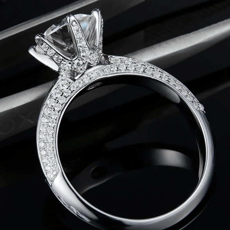 Shop The Aurealis Moissanite Ring 2CT today at Chantal Vaulet. Discover stunning jewelry collections, crafted for style and brilliance.