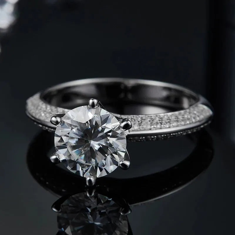 The Aurealis Moissanite Ring 2CT - Chantal Vaulet