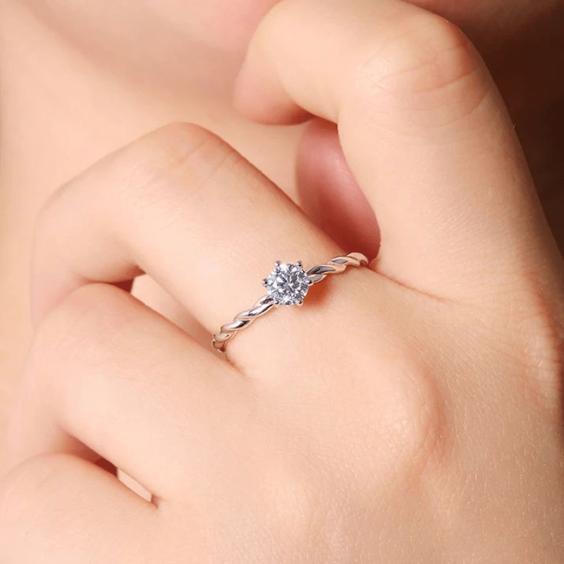 Shop The Aurelian Twist Moissanite Ring 0.5CT today at Chantal Vaulet. Discover stunning jewelry collections, crafted for style and brilliance.