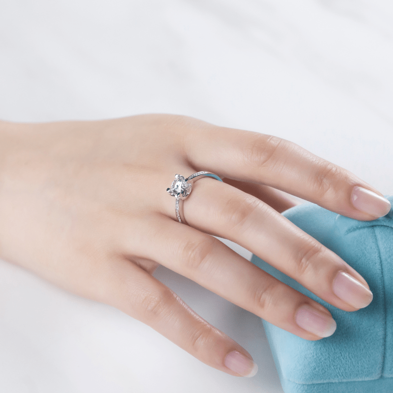 The Aurelle – 1.0CT Moissanite Ring - Chantal Vaulet