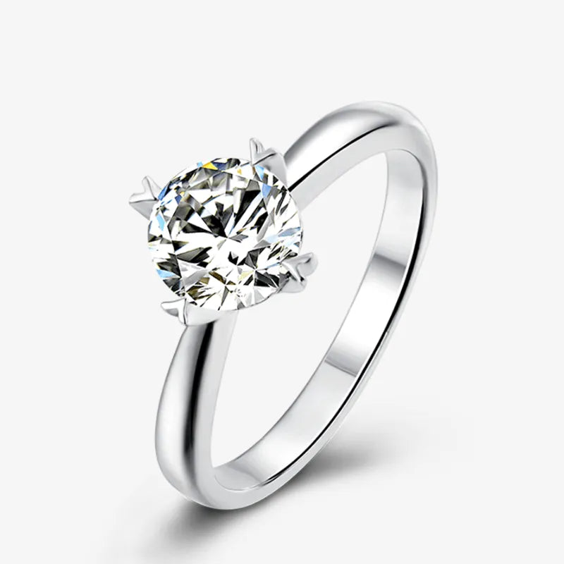 The Avelora 1.0 CT Round-Cut Moissanite Ring - Chantal Vaulet