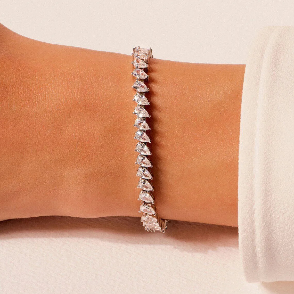 The Calantha Moissanite Teardrop Bracelet - Chantal Vaulet
