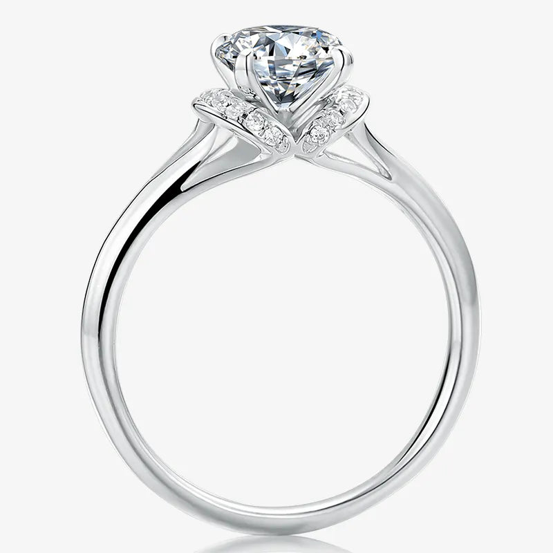 The Calisera Moissanite Halo Ring - Chantal Vaulet