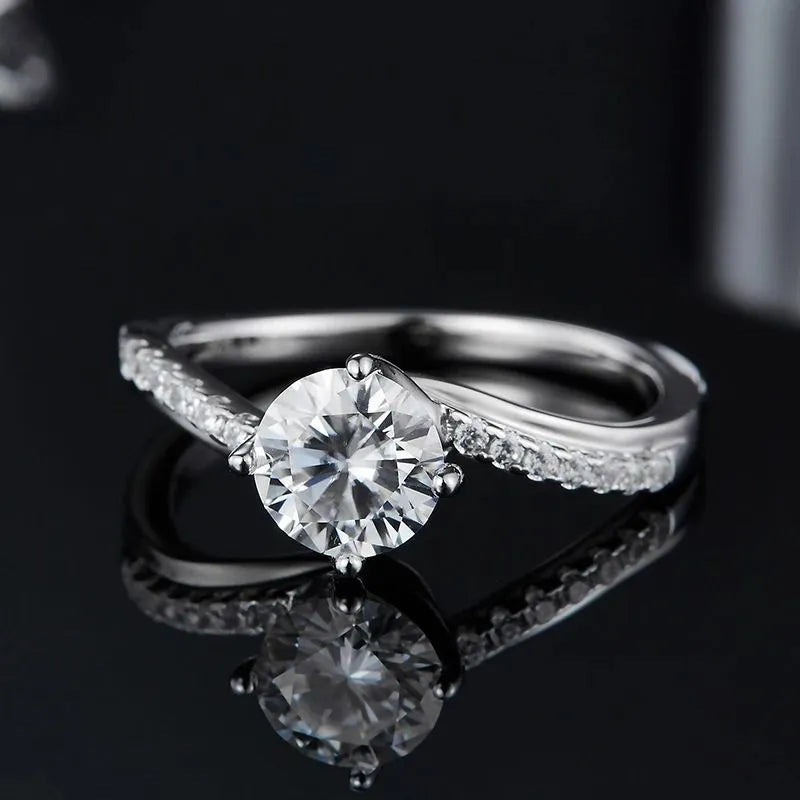 The Elantria Moissanite Twist Ring - Chantal Vaulet