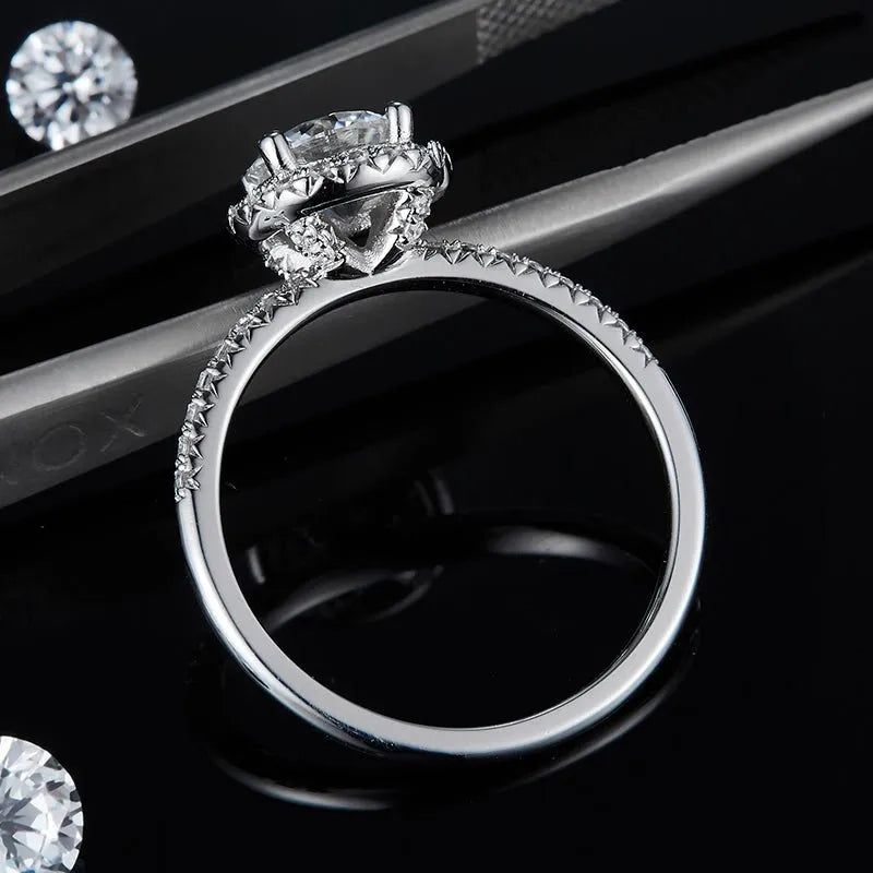 The Evelora Moissanite Halo Ring - Chantal Vaulet