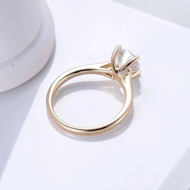 The Everly 1CT Round-Cut Moissanite or Lab Diamond Engagement Ring - Chantal Vaulet