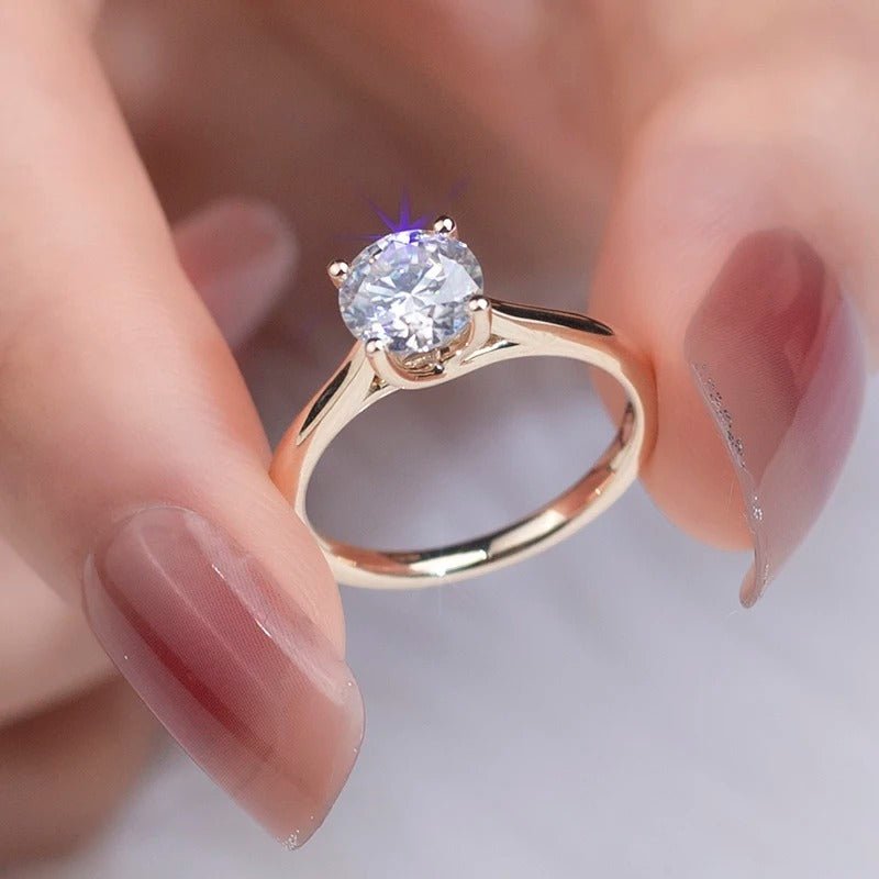 The Everly 1CT Round-Cut Moissanite or Lab Diamond Engagement Ring - Chantal Vaulet