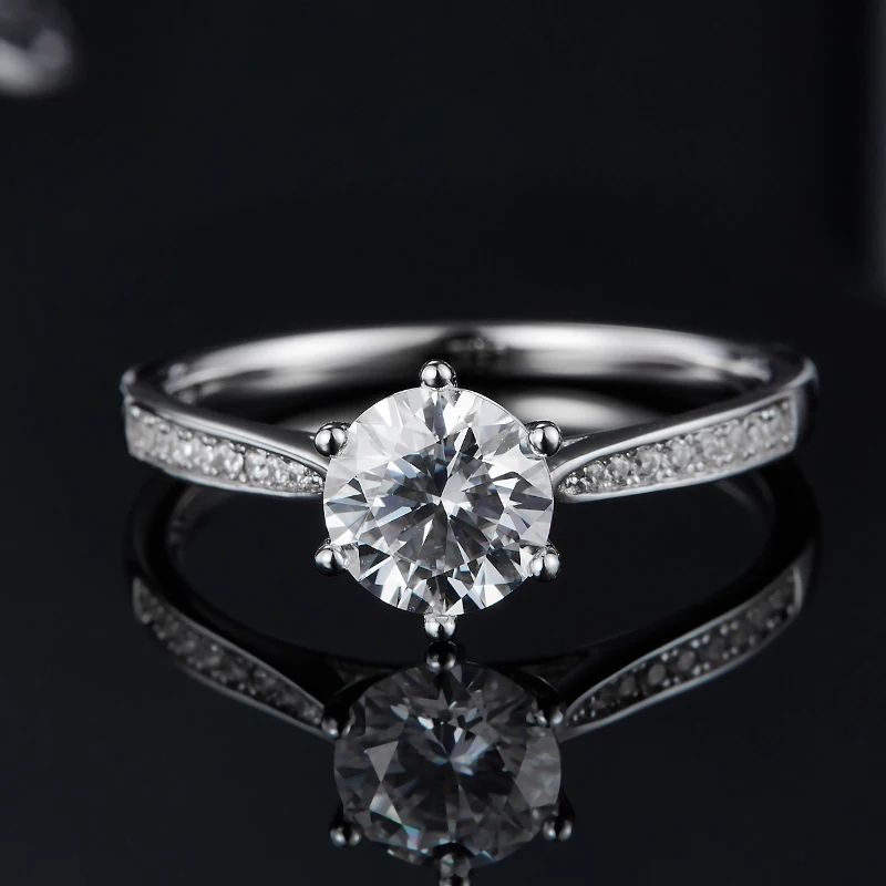 Shop The Isalyn 1CT Round-Cut Moissanite Ring today at Chantal Vaulet. Discover stunning jewelry collections, crafted for style and brilliance.