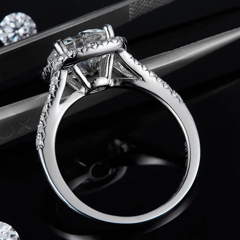 The Isolde – Moissanite Halo Ring 3CT - Chantal Vaulet