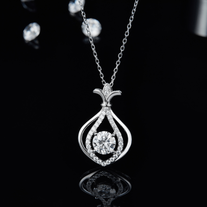 Shop The Liravelle Gemstone Teardrop Necklace today at Chantal Vaulet. Discover stunning jewelry collections, crafted for style and brilliance.