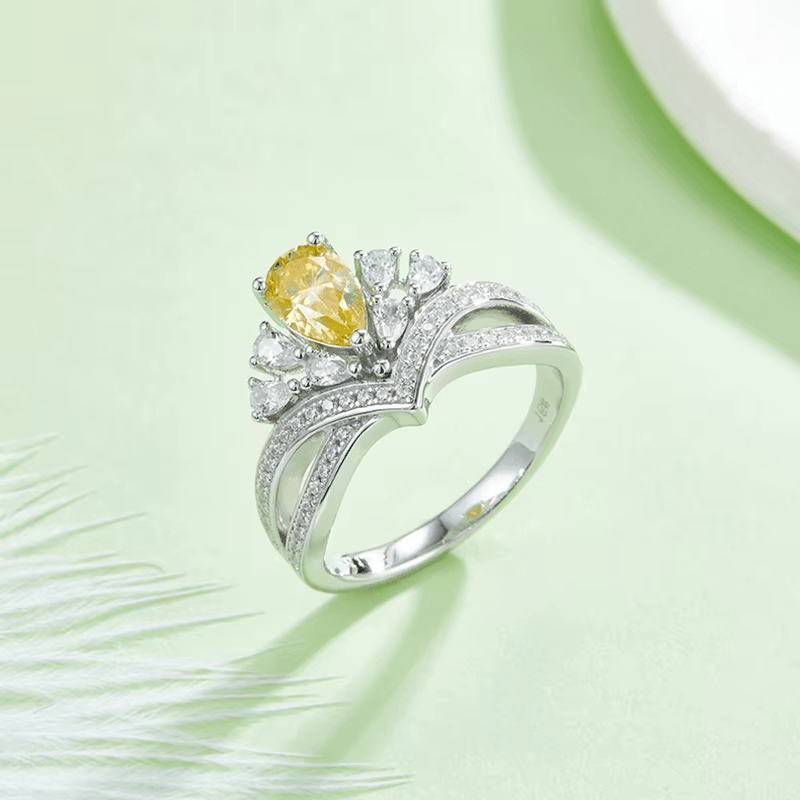 The Lorellia Moissanite Crown Ring - Chantal Vaulet