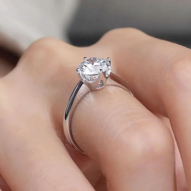 1.5 CT Round-Cut Moissanite or Lab Diamond Ring – The Maristela - Chantal Vaulet