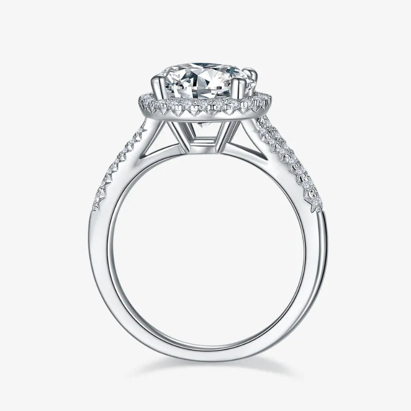 The Miralys Round Moissanite Ring (1.5CT, 2CT, 3CT) - Chantal Vaulet
