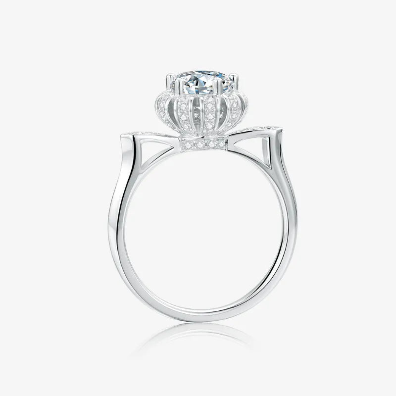 The Selmara 1CT Round-Cut Moissanite Ring - Chantal Vaulet