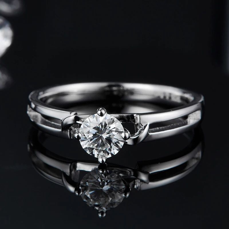 Shop The Serene Knot – Moissanite 0.5CT Solitaire Ring today at Chantal Vaulet. Discover stunning jewelry collections, crafted for style and brilliance.