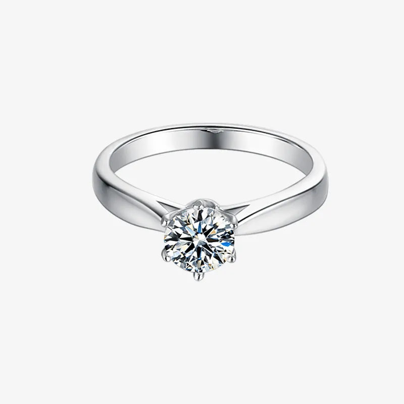 The Solmara 0.5CT Round-Cut Moissanite Ring - Chantal Vaulet