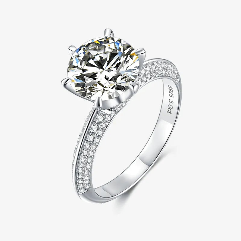 The Valmora 3CT Round-Cut Moissanite Ring - Chantal Vaulet