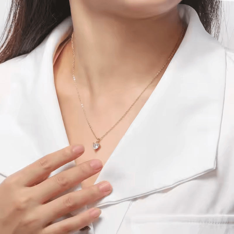 The Velanisse Moissanite Heart Necklace - Chantal Vaulet