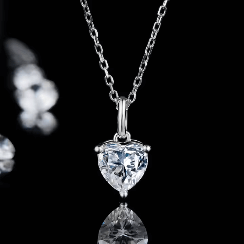 The Velanisse Moissanite Heart Necklace - Chantal Vaulet