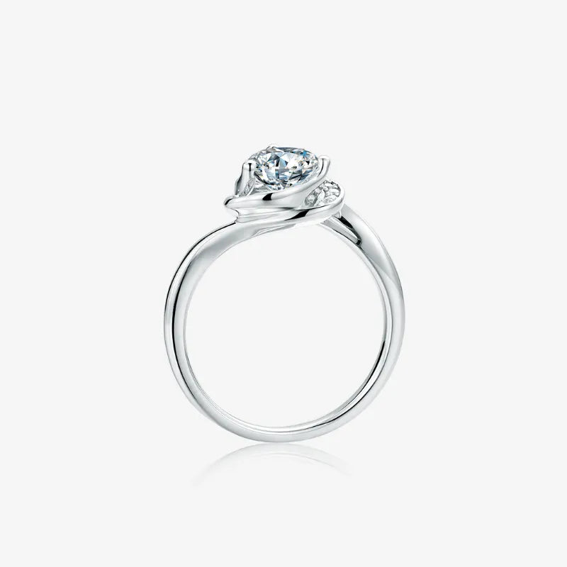 The Velmira 1CT Heart-Cut Moissanite Ring - Chantal Vaulet