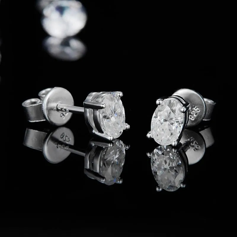 The Vesta Oval Moissanite Earrings - Chantal Vaulet