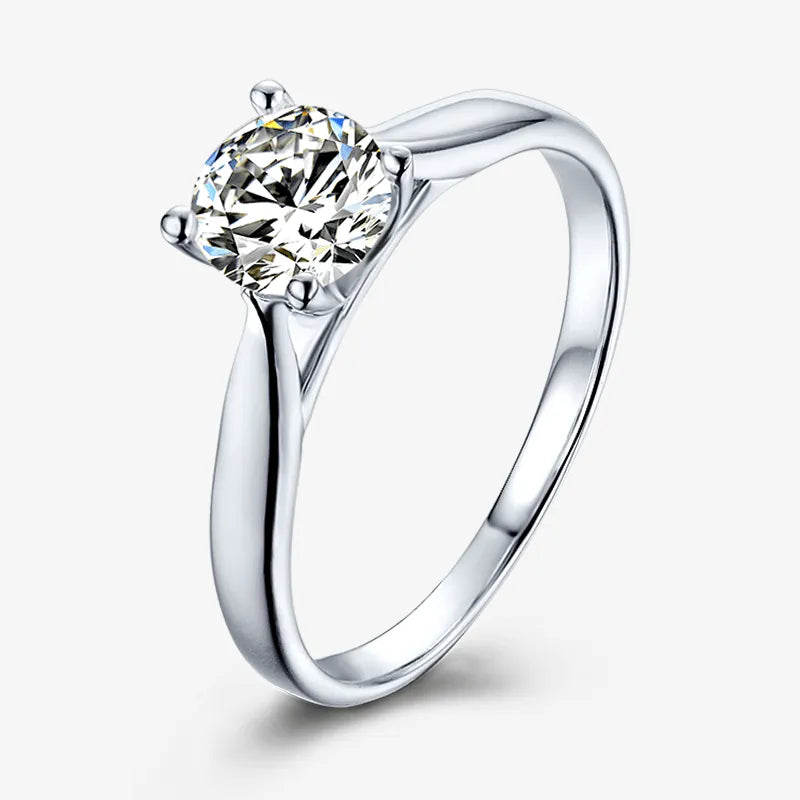 The Zarelle 0.5CT Round-Cut Moissanite Ring - Chantal Vaulet
