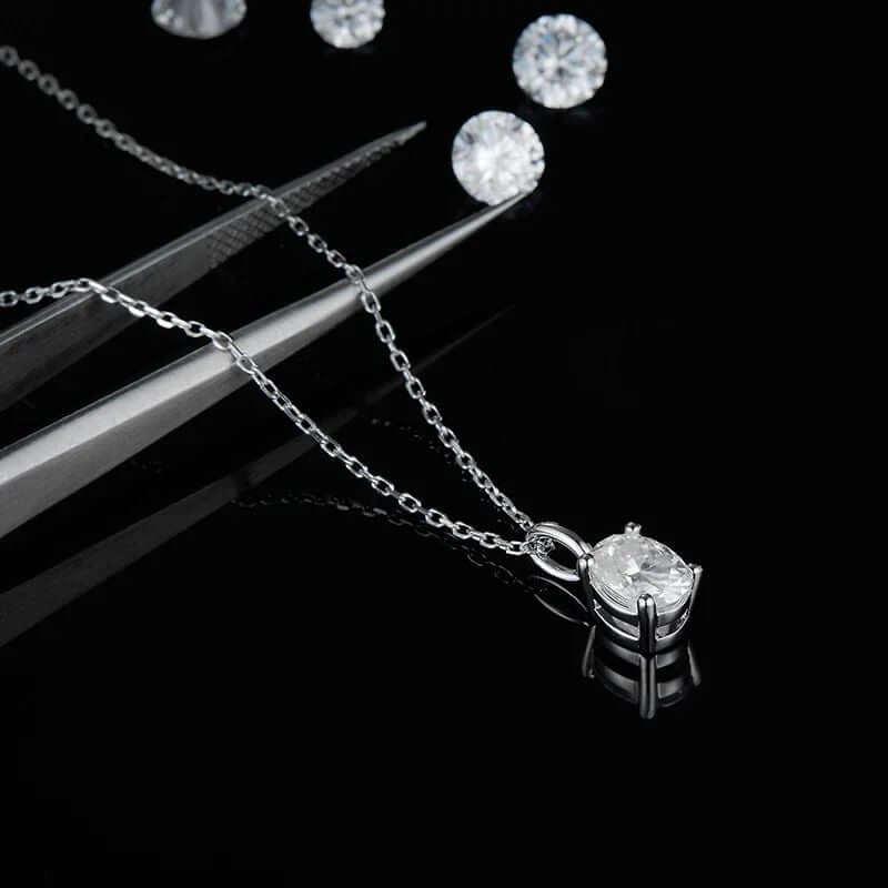 The Zaylora Moissanite Solitaire Necklace - Chantal Vaulet