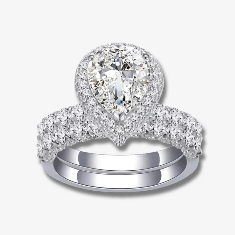 The Zephyra - Pear Cut Moissanite Halo Ring 3CT - Chantal Vaulet
