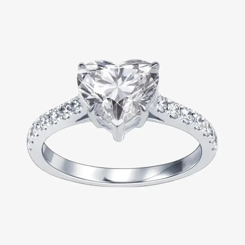 The Amora RING by Chantal Vaulet