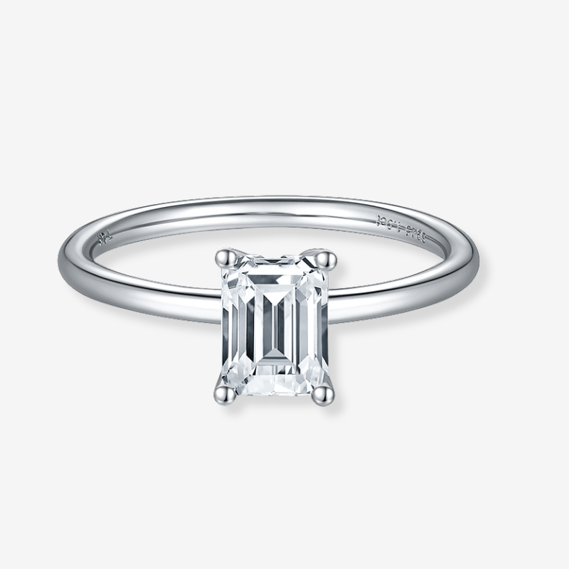 Lyra Moissanite solitaire ring 1.0CT 💍✨ - timeless elegance for engagement or wedding, crafted in 925 sterling silver. Amazing value!