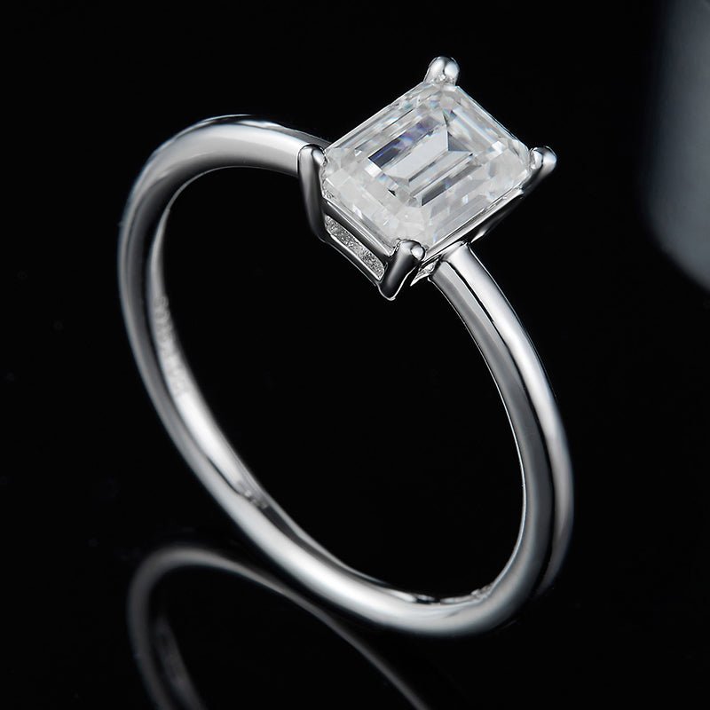 Lyra Moissanite solitaire ring 1.0CT in 925 sterling silver, perfect for engagements and weddings 💍✨