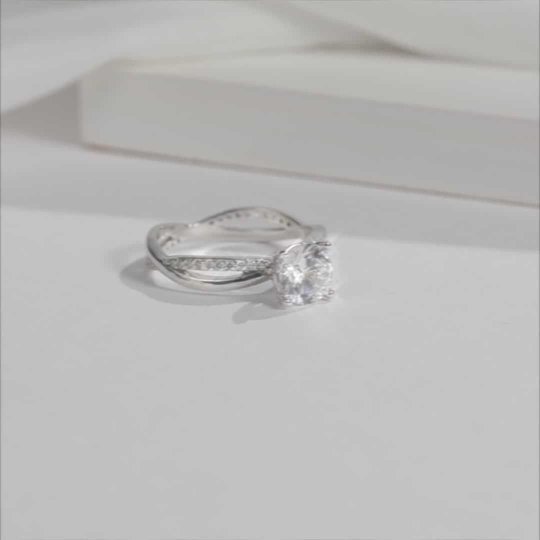 Lorivelle Moissanite Twist Ring with radiant center stone, ideal for engagement or wedding 💍✨ Amazing value!