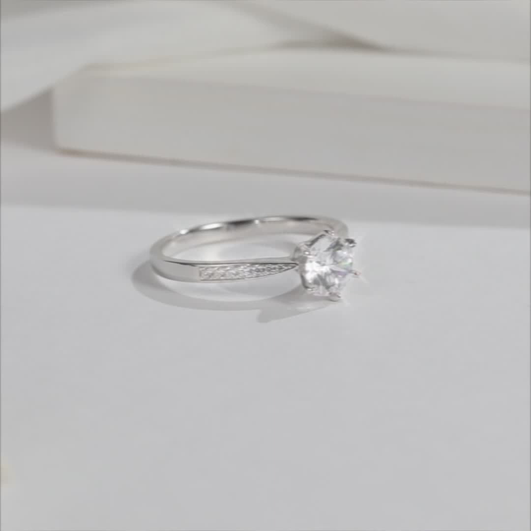 Shop The Avalyn Moissanite Pavé Ring today at Chantal Vaulet. Discover stunning jewelry collections, crafted for style and brilliance.