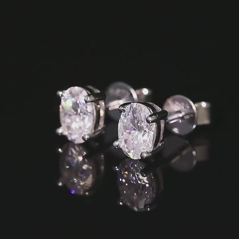 Shop The Vesta Oval Moissanite Earrings today at Chantal Vaulet. Discover stunning jewelry collections, crafted for style and brilliance.